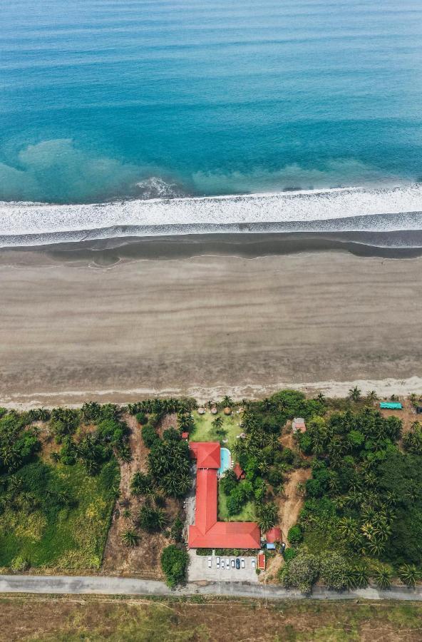 Las Lajas Beach Resort Exterior foto